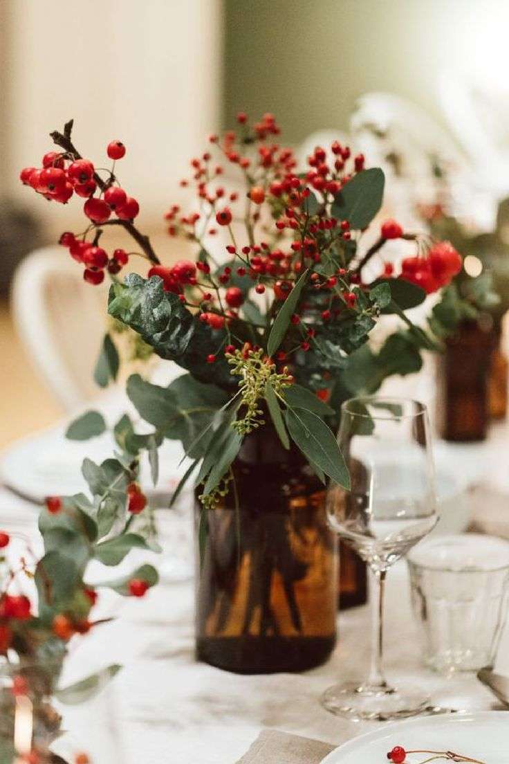 Christmas Wedding Centerpieces to Inspire You