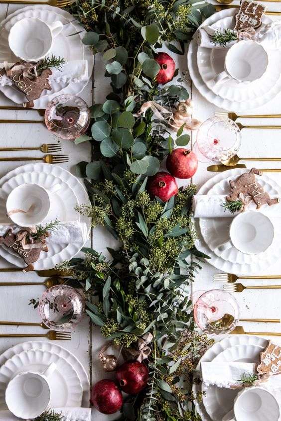 Christmas Wedding Centerpieces to Inspire You