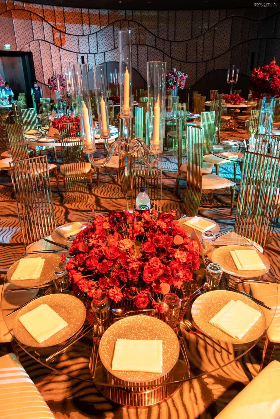 A Romantic Red Wedding in Dubai