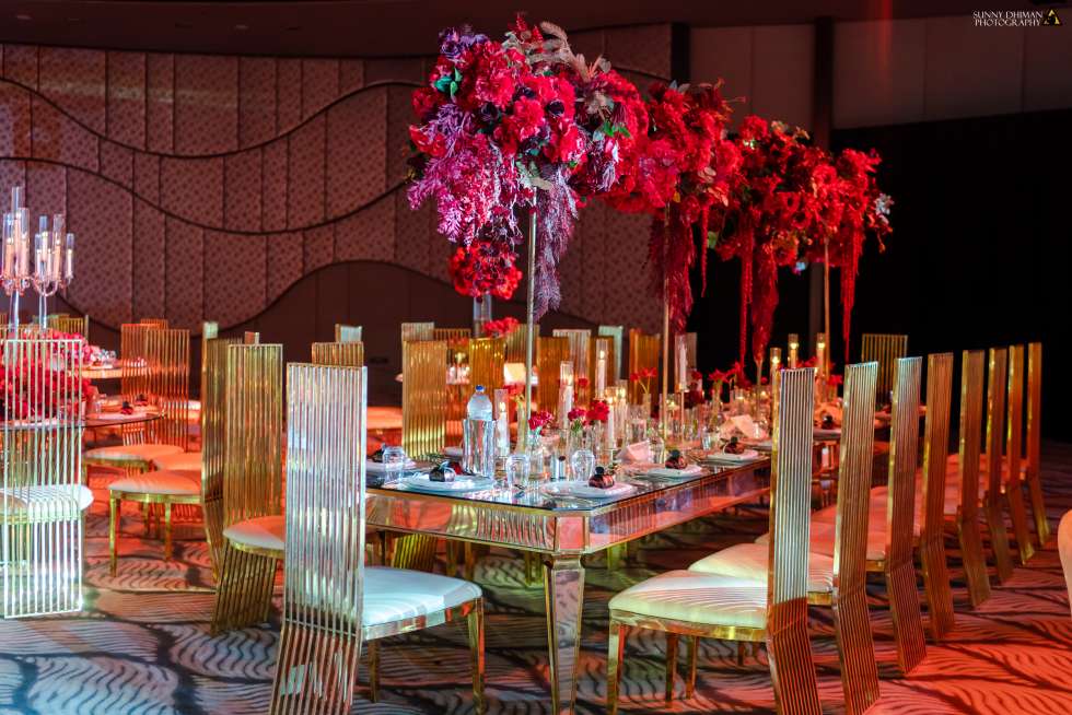 A Romantic Red Wedding in Dubai