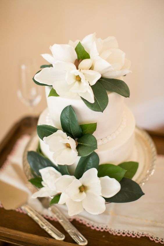 A Pretty Magnolia Wedding Theme