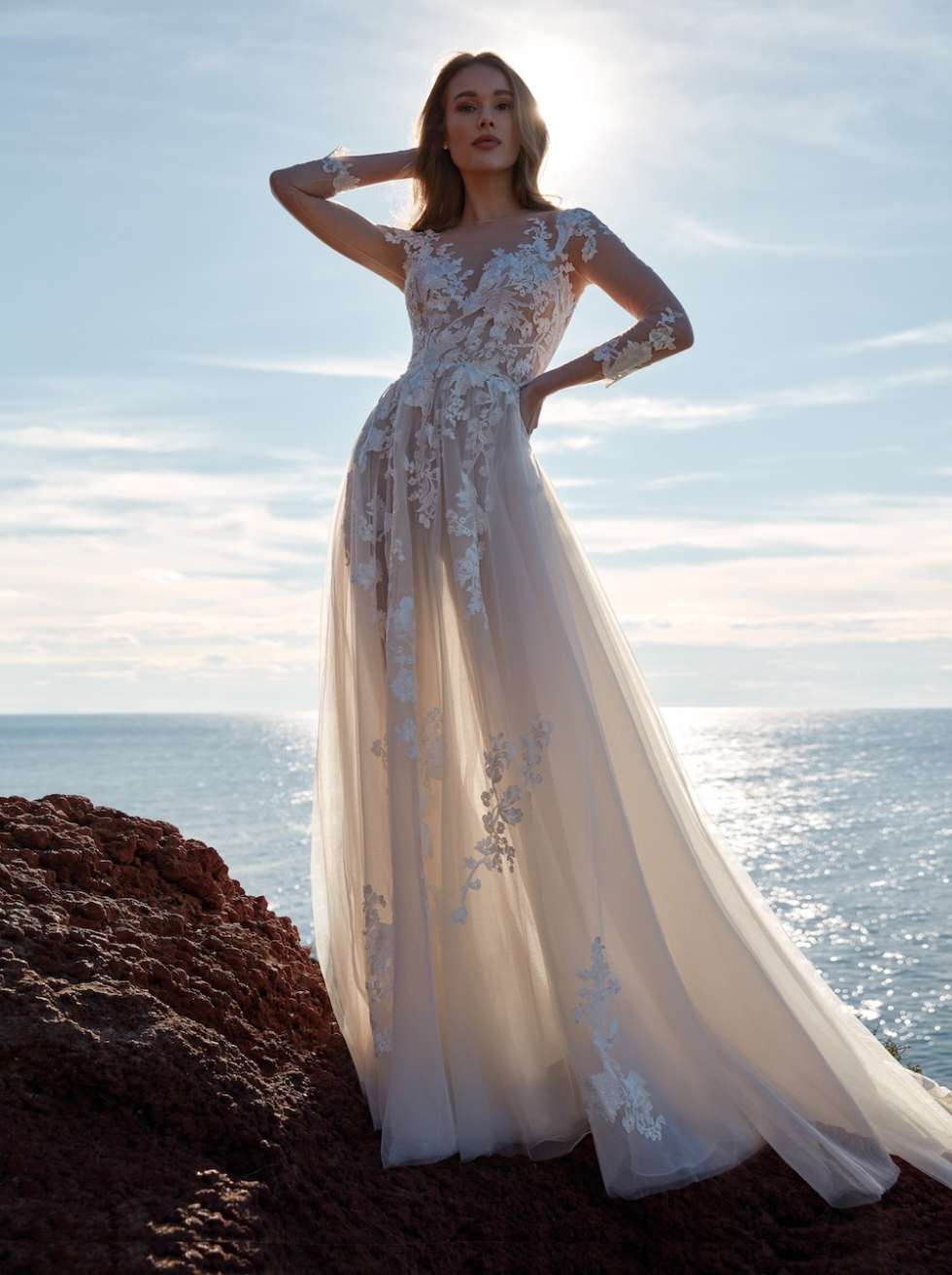 Nicole Milano 2022 Wedding Dresses | Arabia Weddings