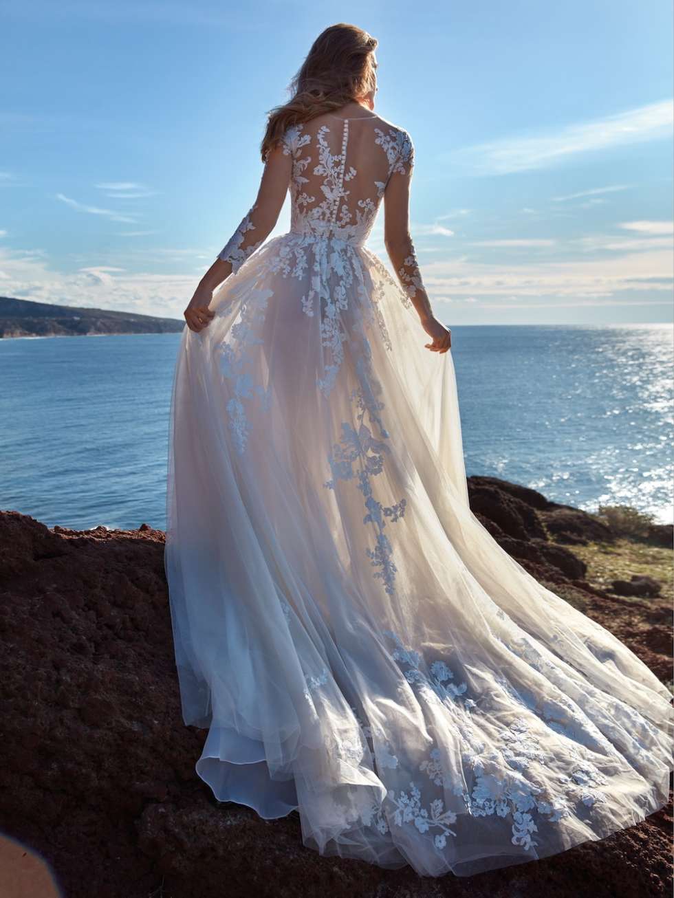 Nicole Milano 2022 Wedding Dresses | Arabia Weddings