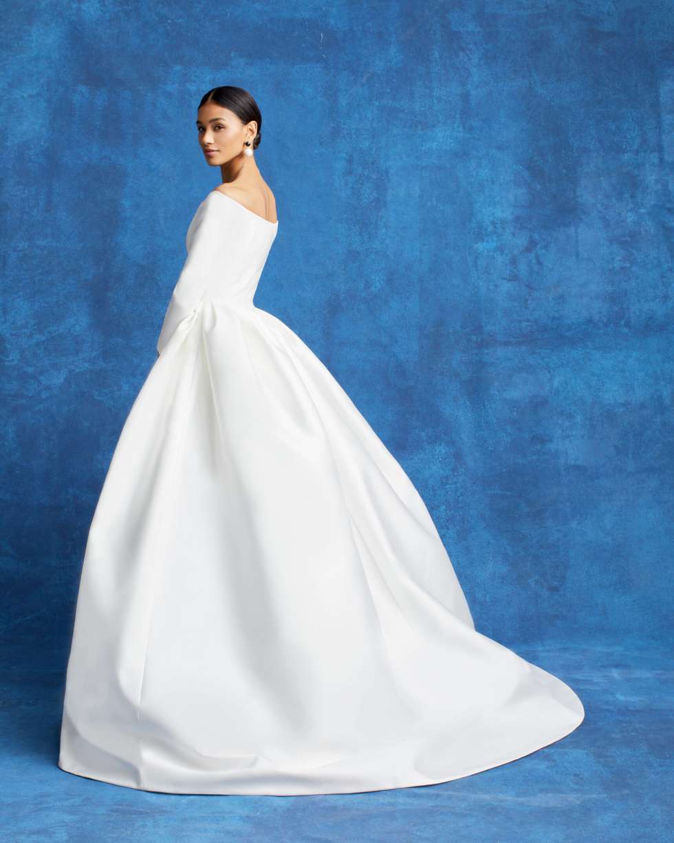 Carolina Herrera Fall 2022 Wedding Dress Collection