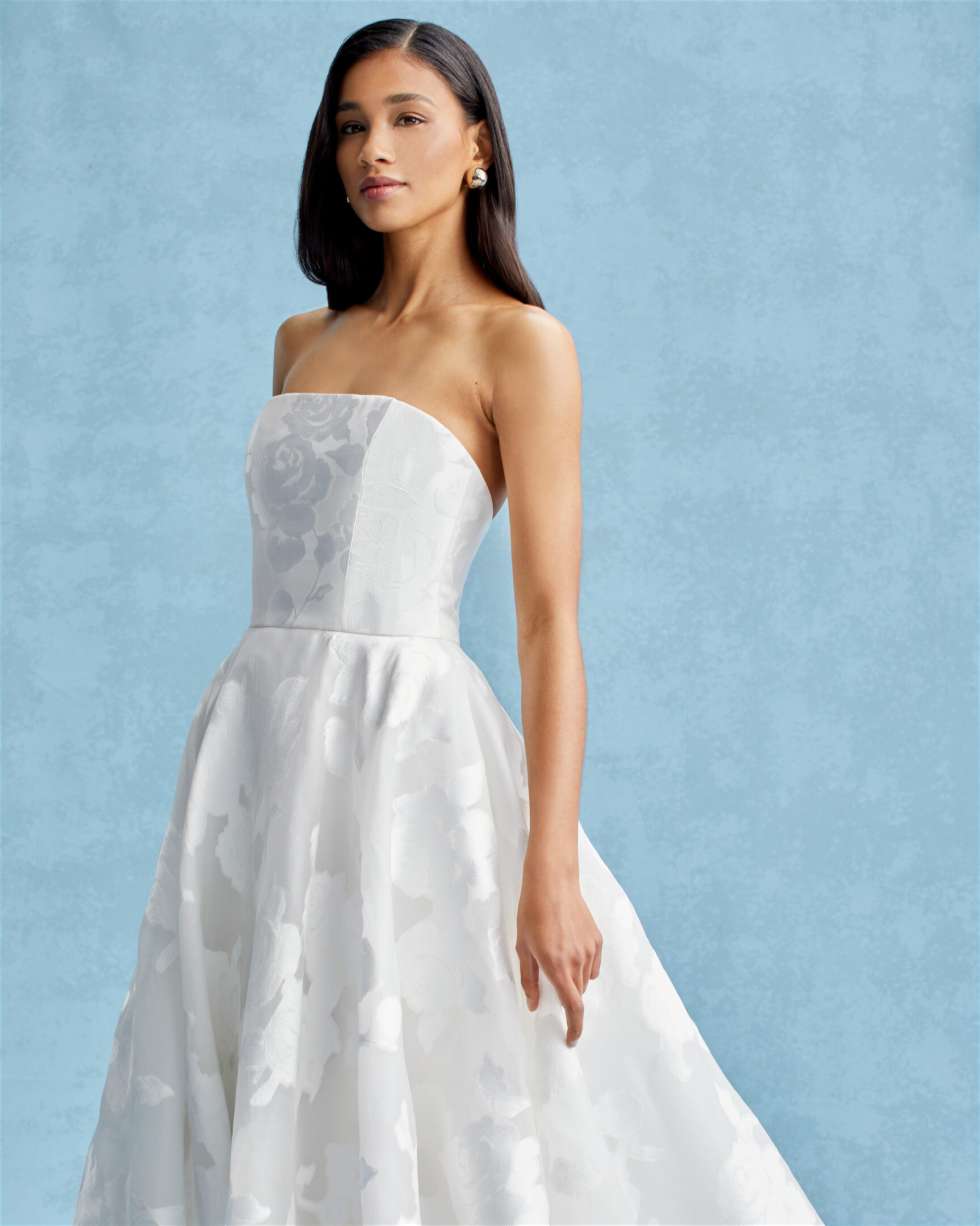 Carolina Herrera Spring 2022 Wedding Dresses