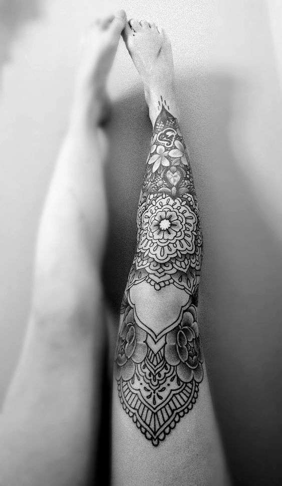 henna leg tattoo designs