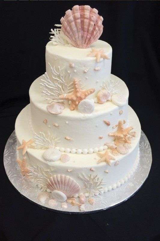 Beautiful Beach Wedding Cakes for Your Seaside Wedding