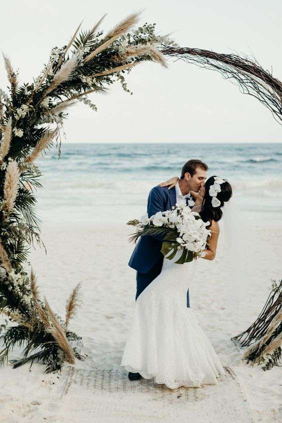 Ideas for Beautiful Beach Wedding Arches