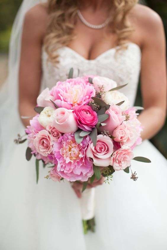 Romantic Pink Wedding Bouquets