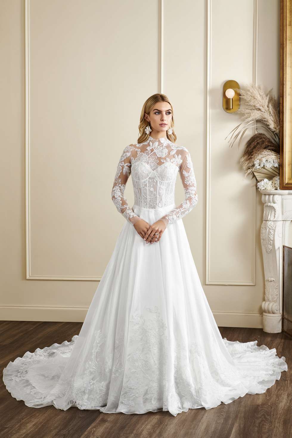 Kelly Faetanini Fall 2023 Wedding Dress Collection