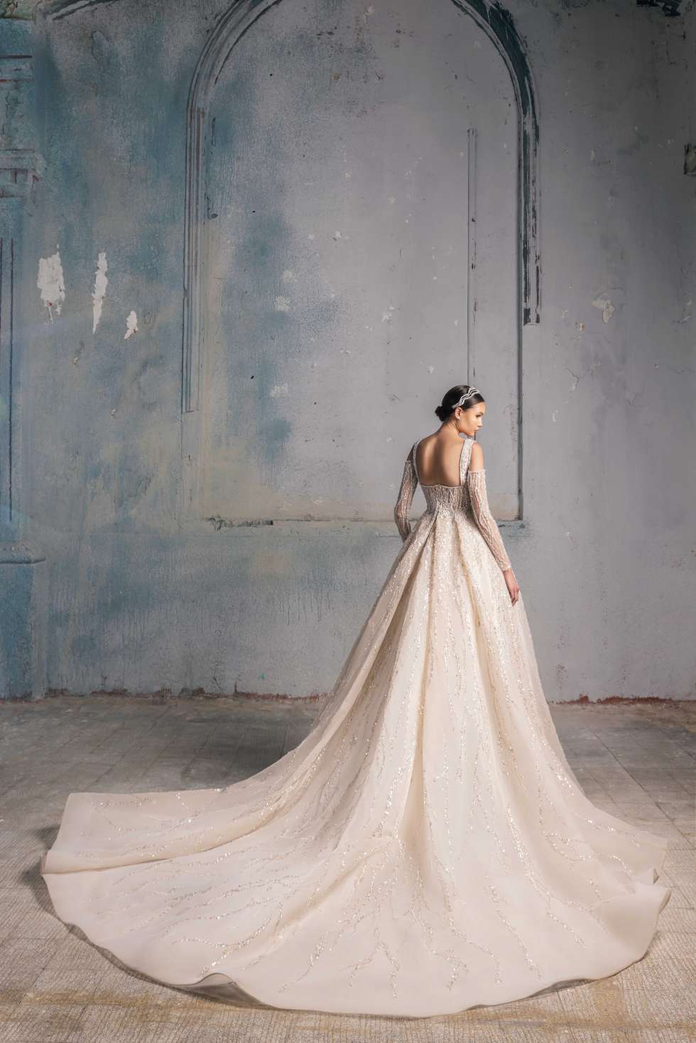 La Dolce Vita 2023 Fall Wedding Dress Collection by Tony Ward