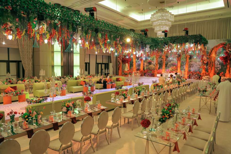 A Fall Colored Wedding in Bahrain