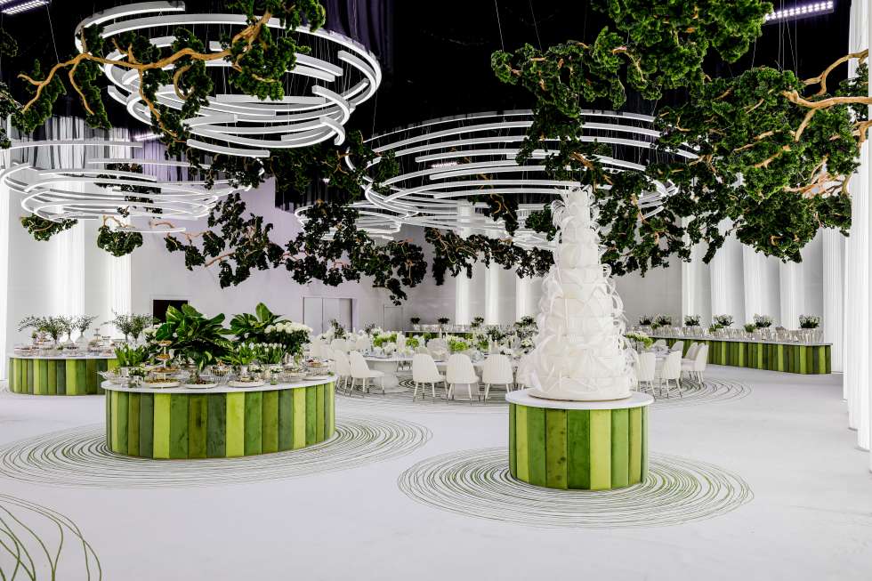حفل زفاف فريد باللونين الأخضر والأبيض في الكويت
