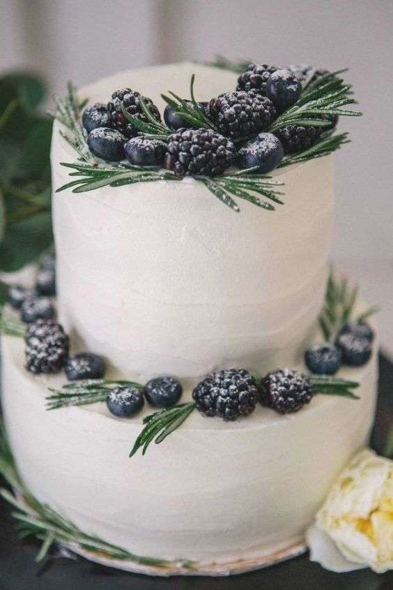 Berry Decorated Wedding Cakes for Winter