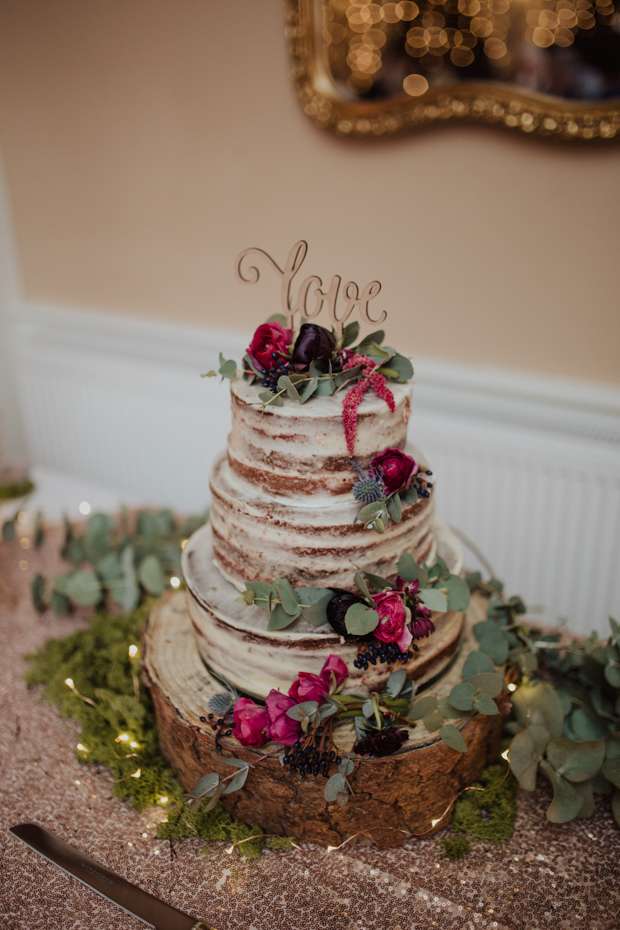 Winter Wedding Cake Ideas