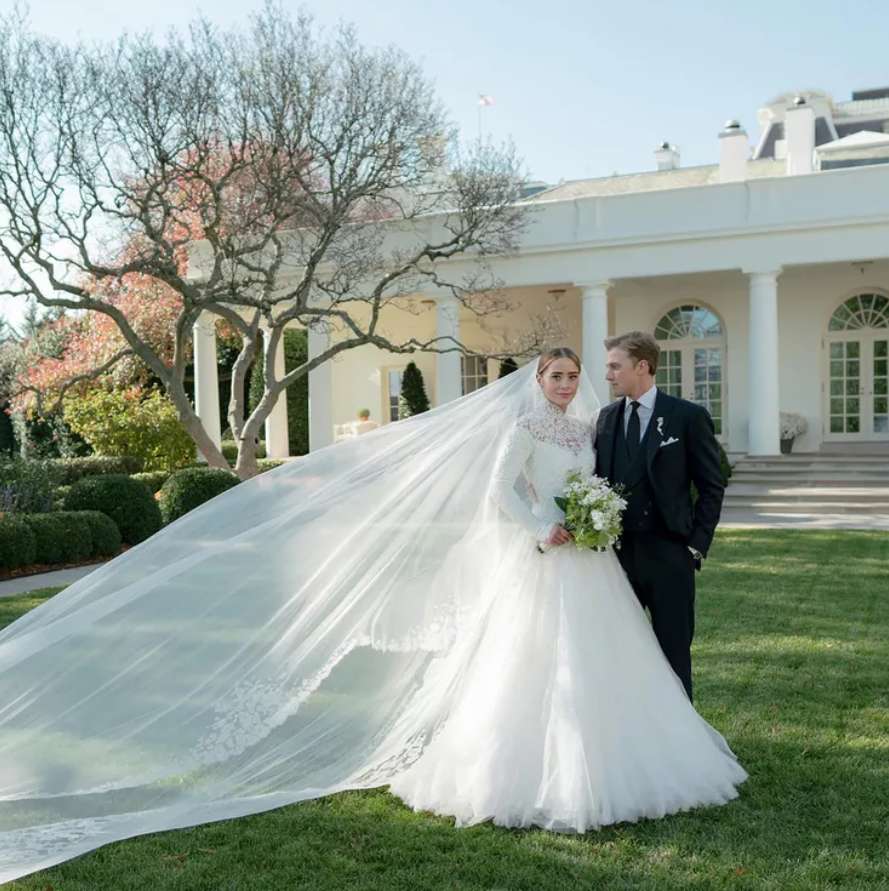 حفل زفاف نعومي بايدن حفيدة الرئيس الأمريكي
