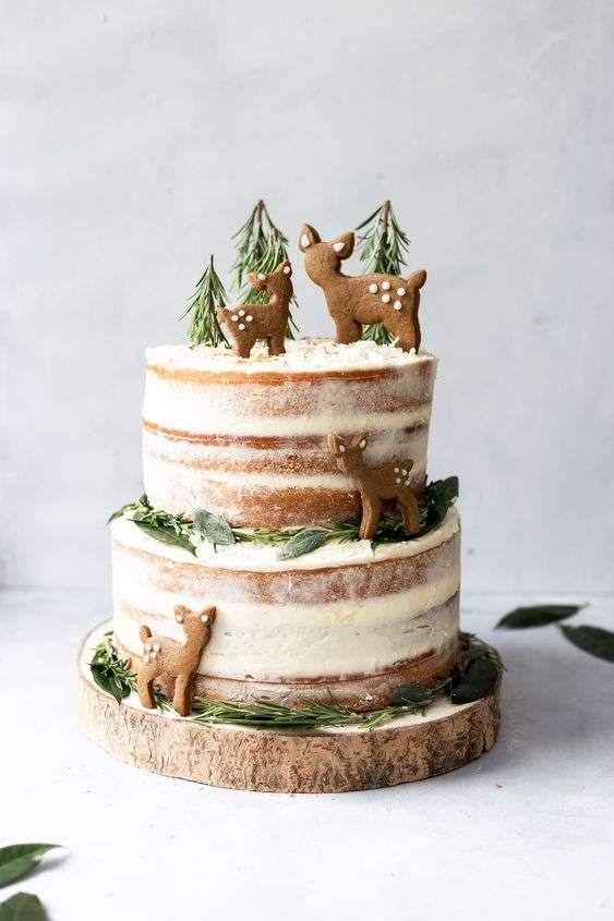 Lovely Christmas-Inspired Wedding Cakes