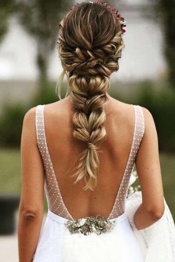 Beautiful Beach Wedding Hairstyle Ideas