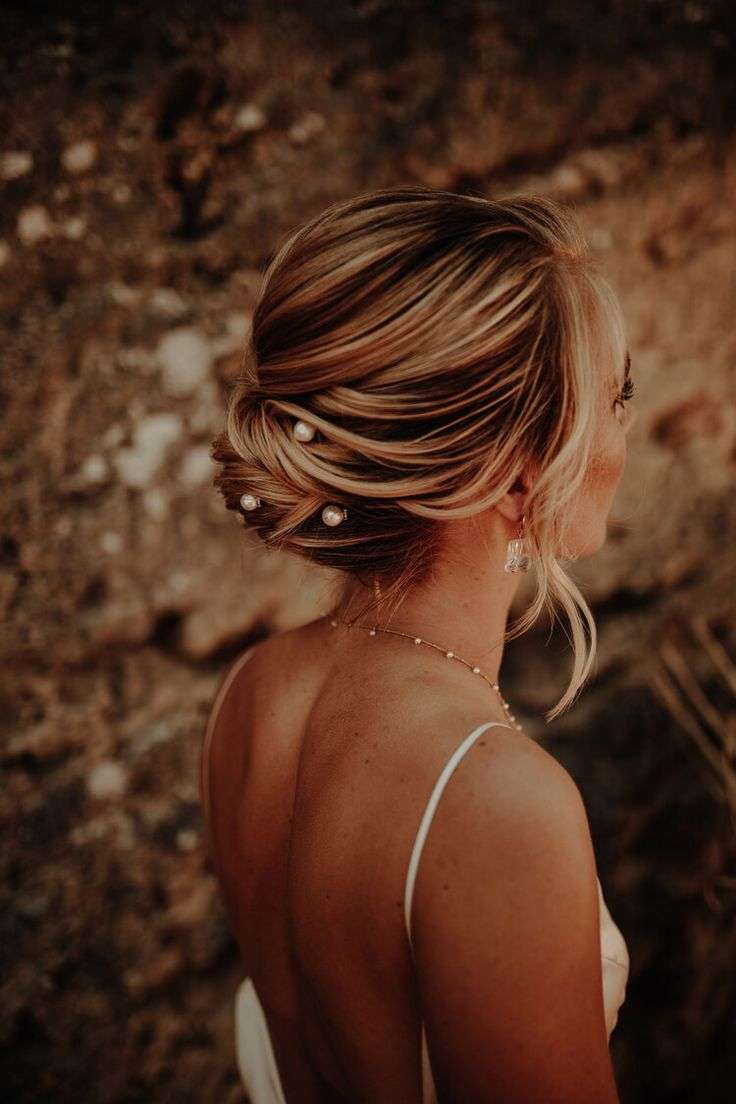 Beautiful Beach Wedding Hairstyle Ideas