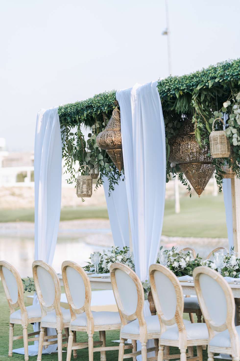 An Elegant White Floral Wedding in Dubai