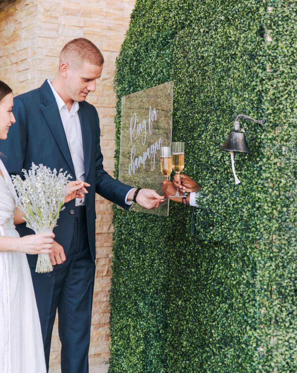 An Elegant White Floral Wedding in Dubai An Elegant White Floral Wedding in Dubai