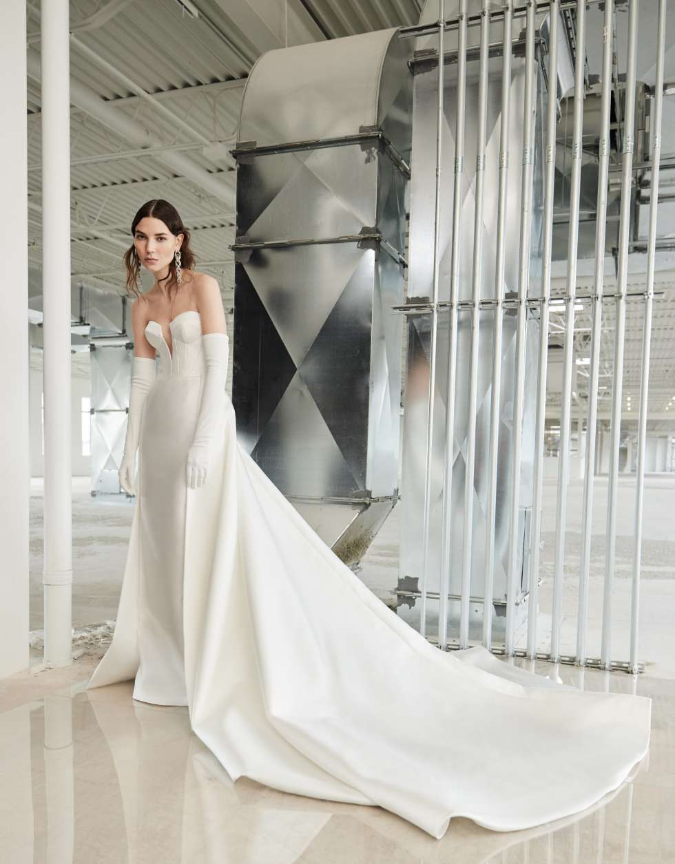 The 2024 Spring Rivini Wedding Dresses by Rita Vinieris 