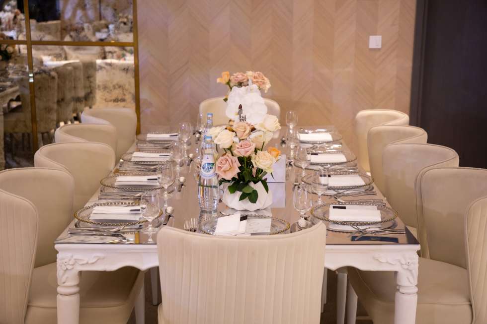 A Modern and Feminine Wedding in Doha