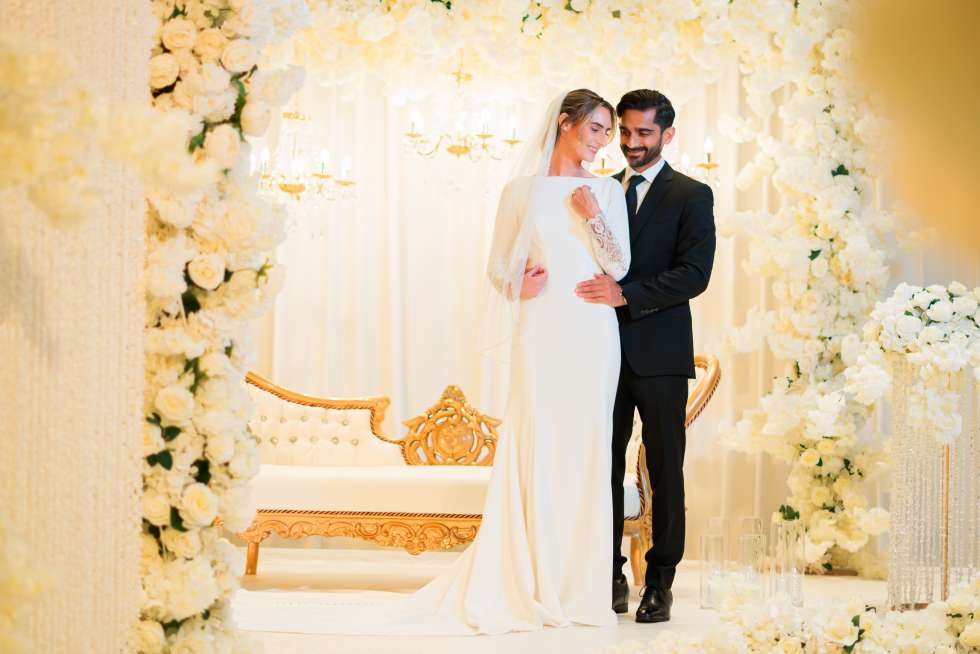  A White and Gold Fairytale Wedding in Dubai