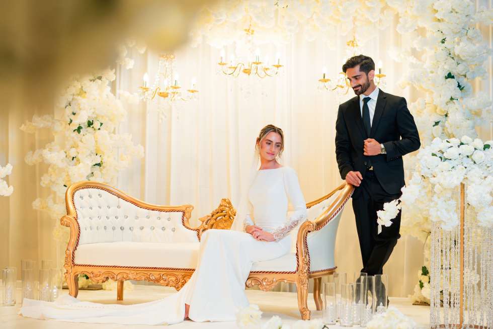  A White and Gold Fairytale Wedding in Dubai