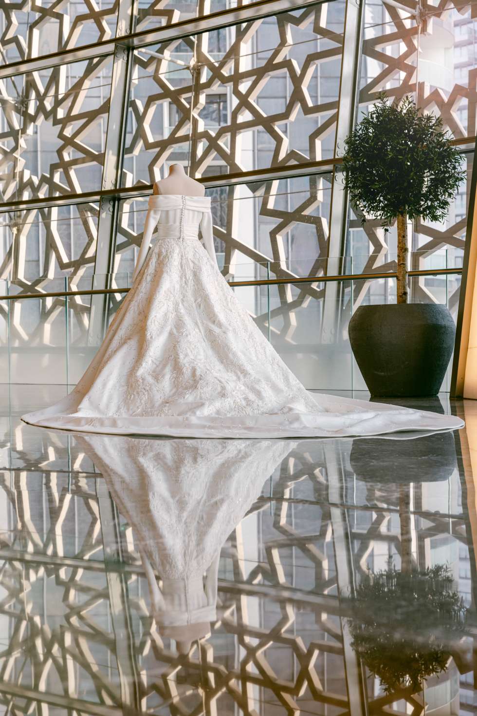 An Amber Rays Wedding Theme in Dubai