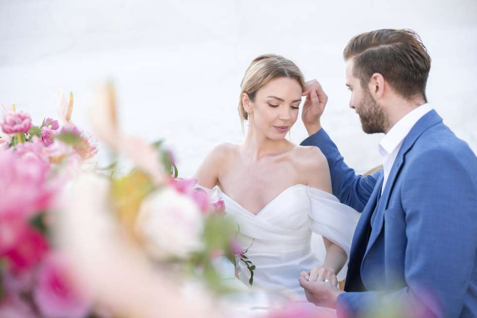 A Romantic Photoshoot for Elopement Weddings in Cyprus