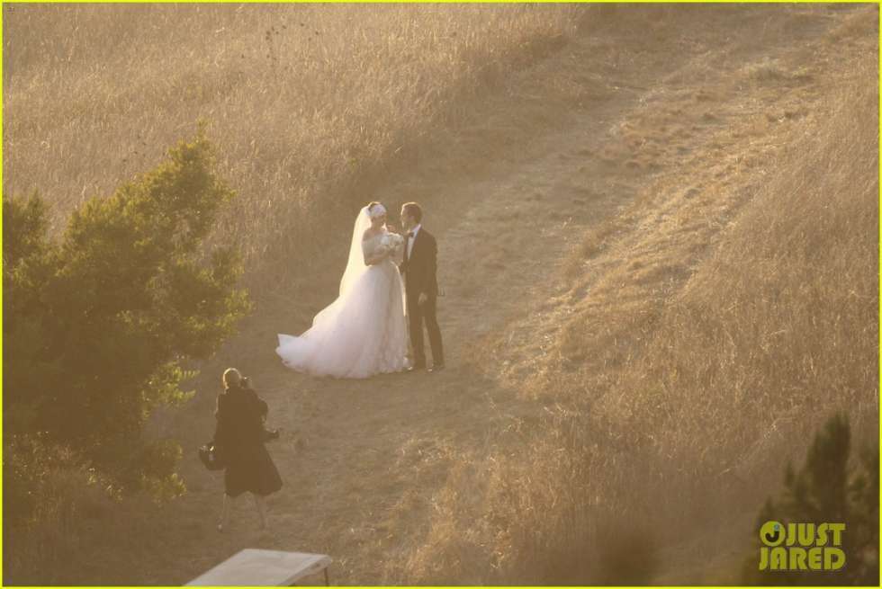 Anne Hathaway and Adam Shulman's Wedding