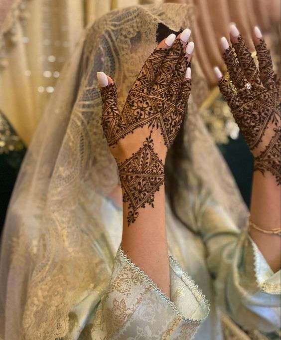 Simple Henna Bridal Designs