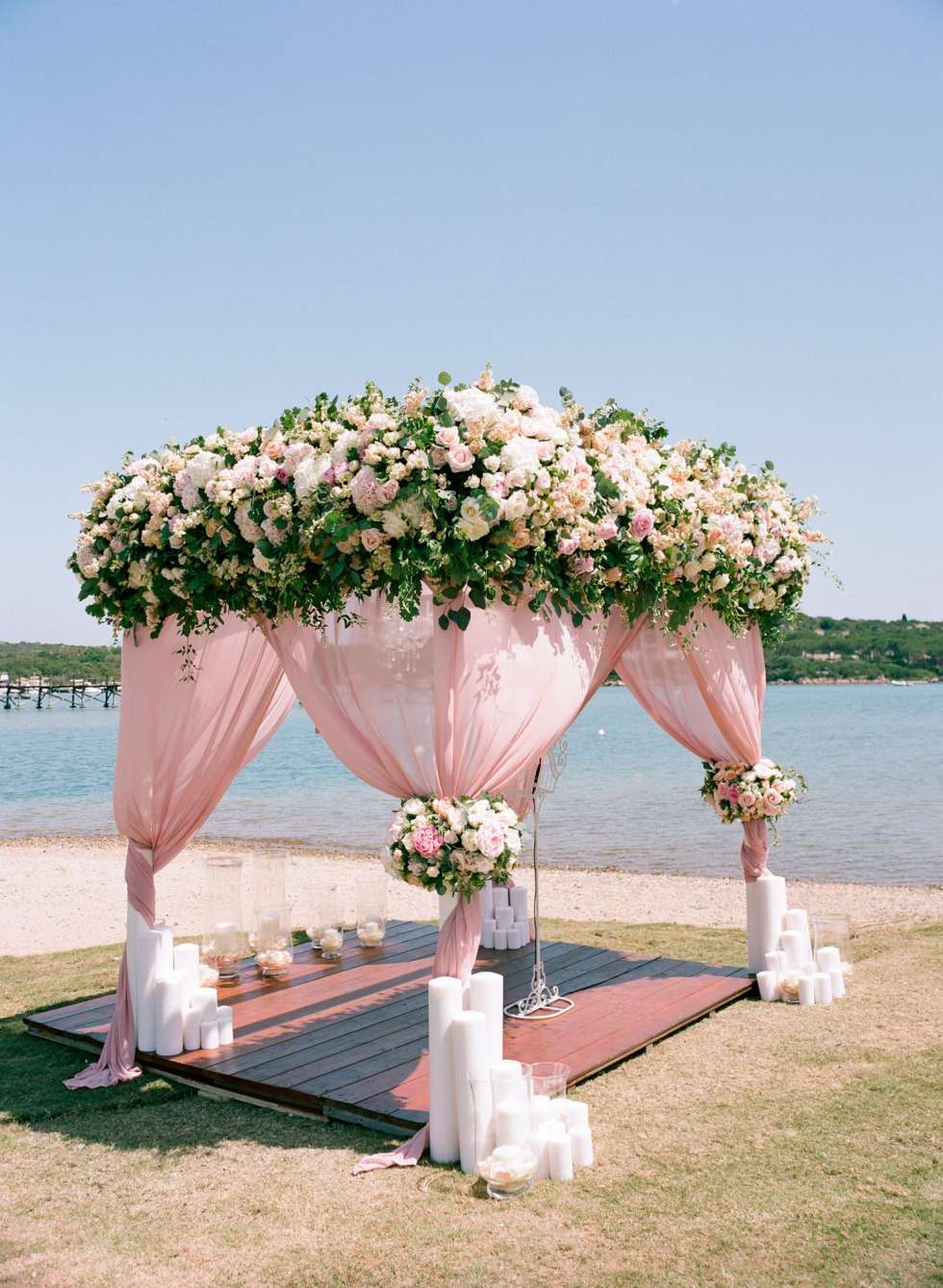 A Luxury Vintage Lebanese Wedding in Sardinia