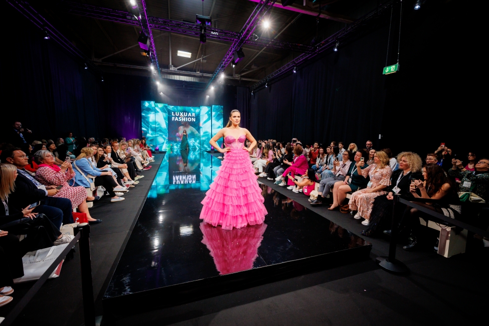 European Bridal Week Celebrates International Audience from 54 Countries European Bridal Week Celebrates International Audience from 54 Countries