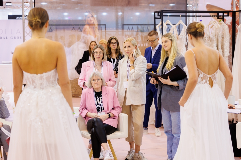 European Bridal Week Celebrates International Audience from 54 Countries European Bridal Week Celebrates International Audience from 54 Countries