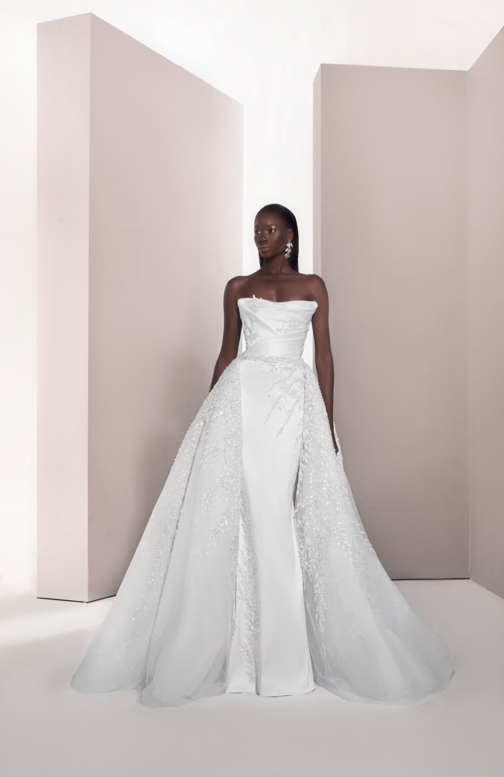 The Pollen Dance 2025 Bridal Collection by Tony Ward