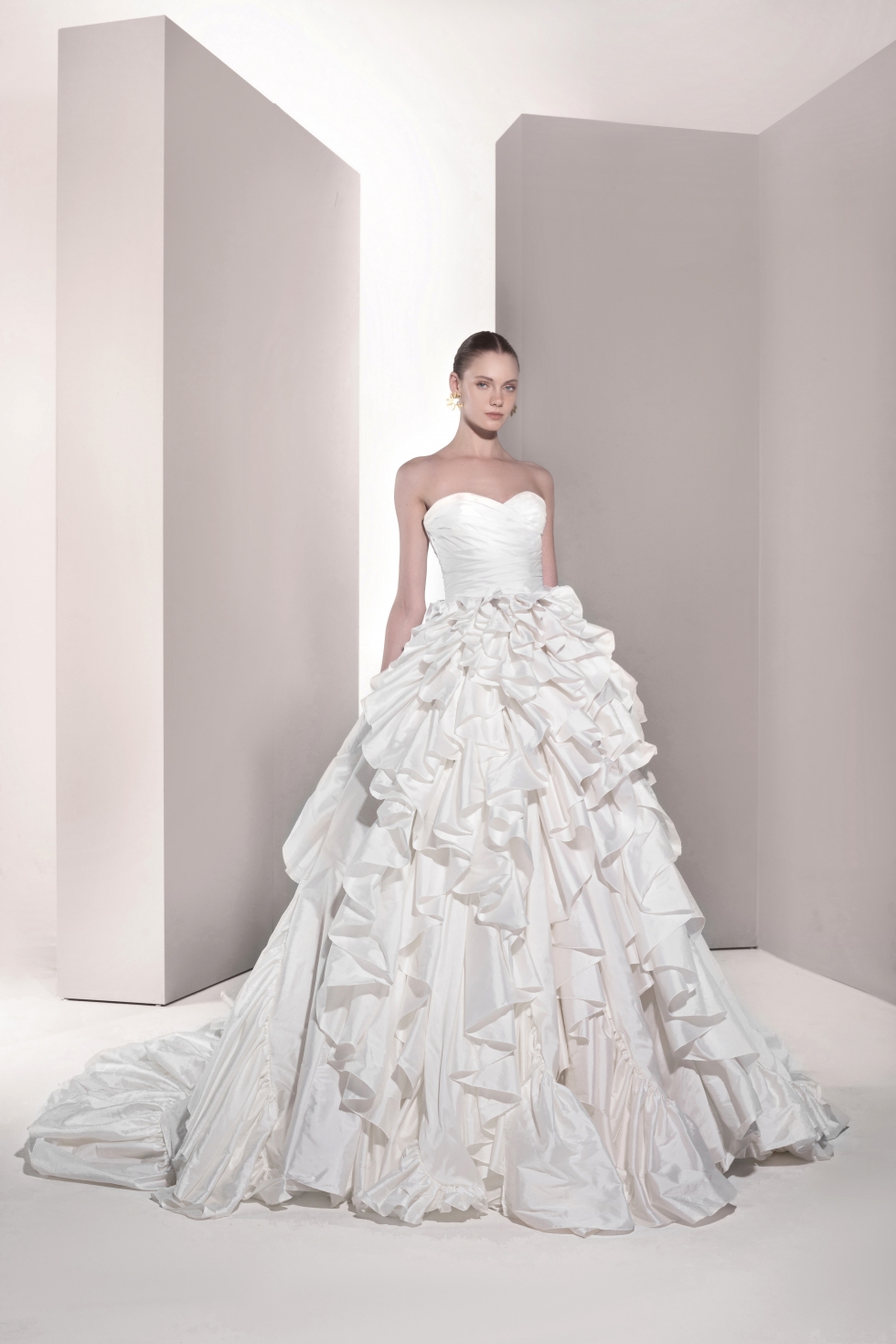 The Pollen Dance 2025 Bridal Collection by Tony Ward