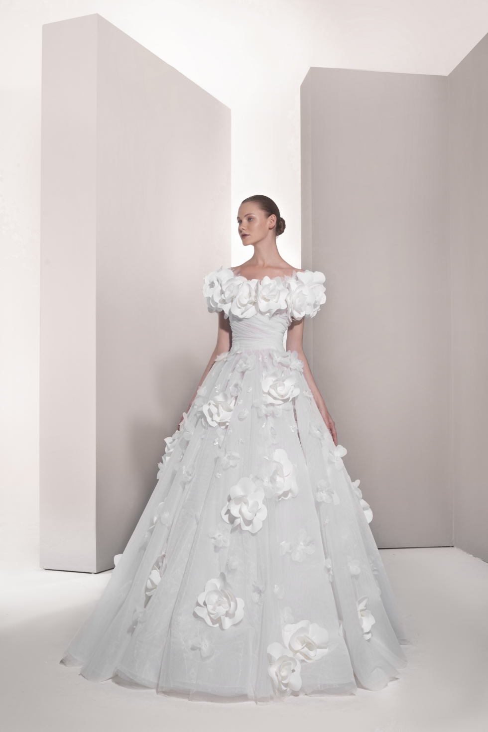 The Pollen Dance 2025 Bridal Collection by Tony Ward