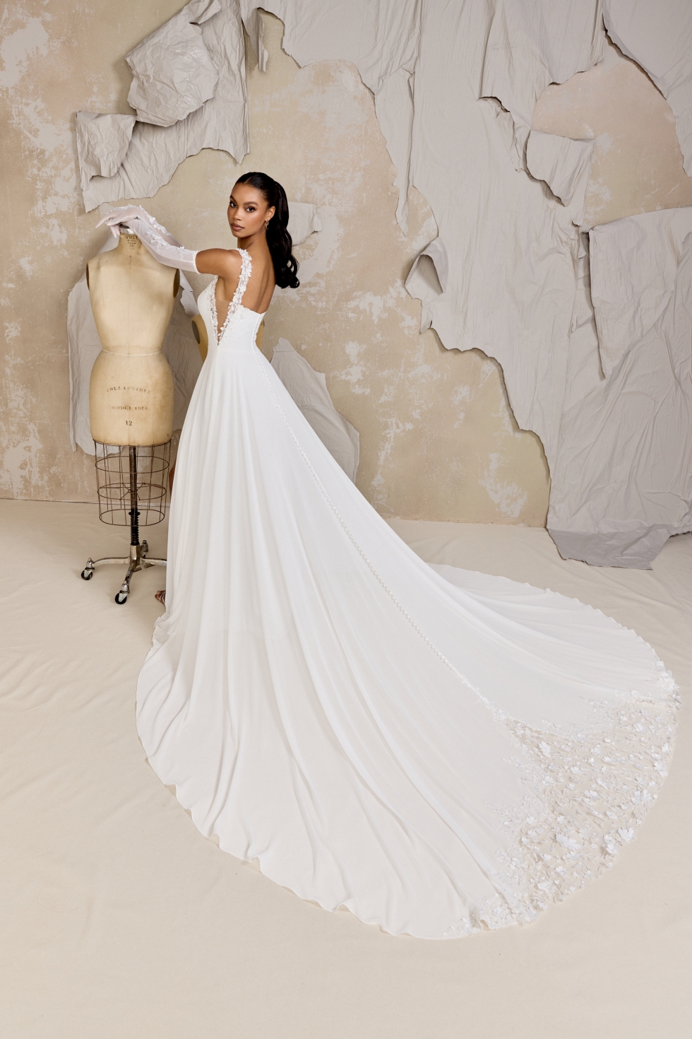 The 2025 Spring/Summer Bridal Collection by Justin Alexander The 2025 Spring/Summer Bridal Collection by Justin Alexander