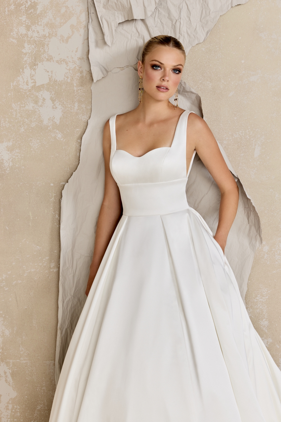The 2025 Spring/Summer Bridal Collection by Justin Alexander The 2025 Spring/Summer Bridal Collection by Justin Alexander