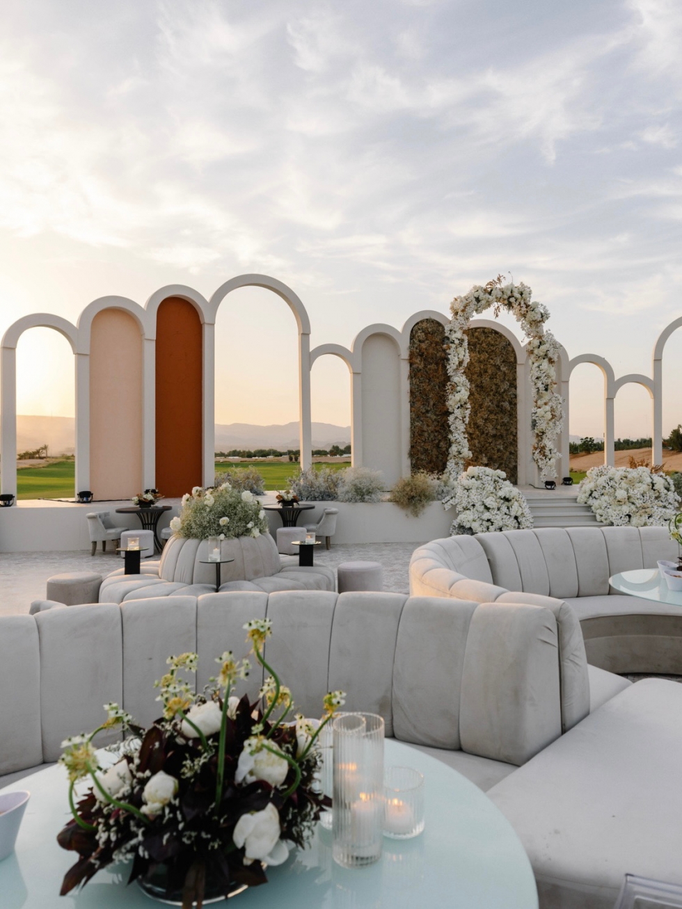 A Stunning White Oasis Wedding in Aqaba 