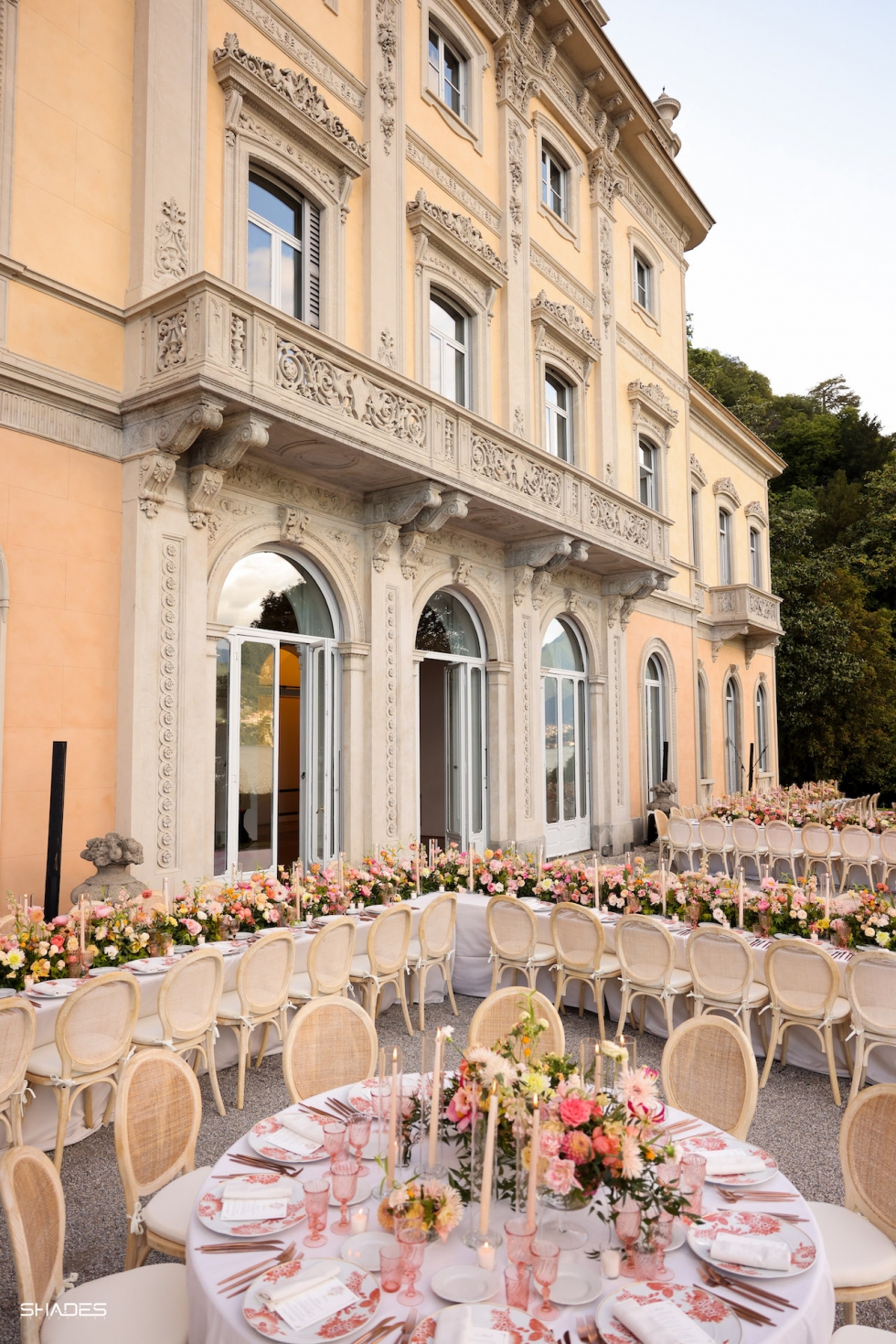 A Stunning Dreamy Wedding Under the Como Sky 