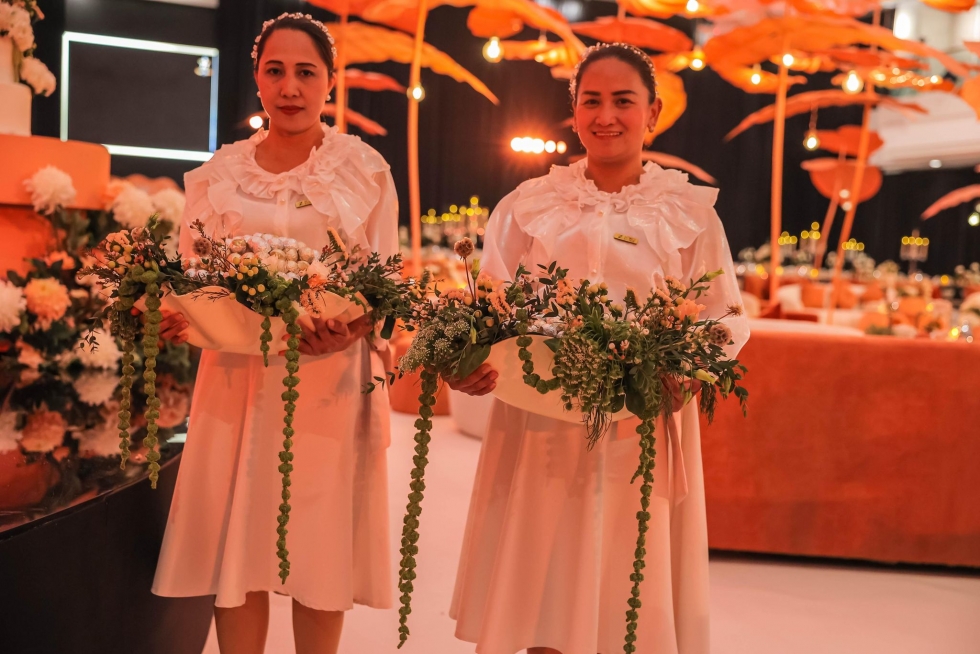 A Beautiful Sunset Colored Wedding in Bahrain A Beautiful Sunset Colored Wedding in Bahrain