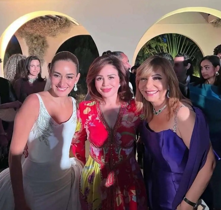 The Modern and Elegant Wedding of Egyptian Actress Amina Khalil
