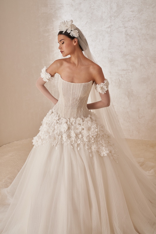 Marvelous Wedding Dresses by Hamda Al Fahim Marvelous Wedding Dresses by Hamda Al Fahim