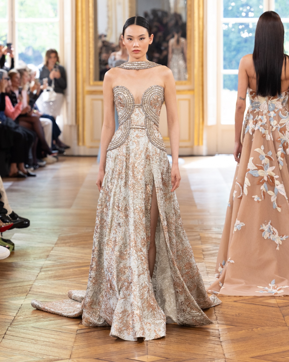 مجموعة طوني ورد للأزياء الراقية لخريف/ شتاء 2026