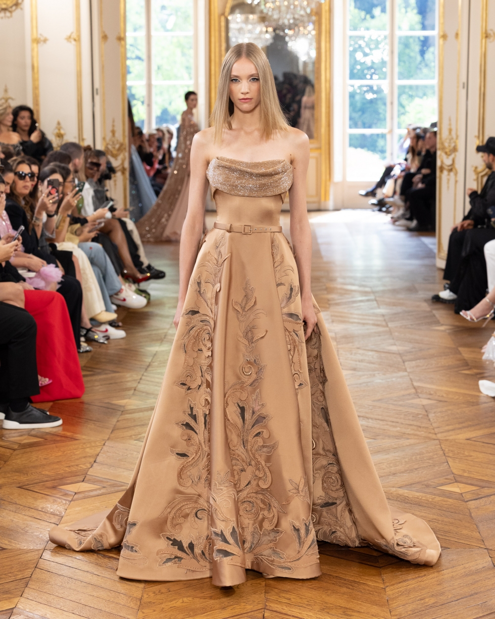 مجموعة طوني ورد للأزياء الراقية لخريف/ شتاء 2026