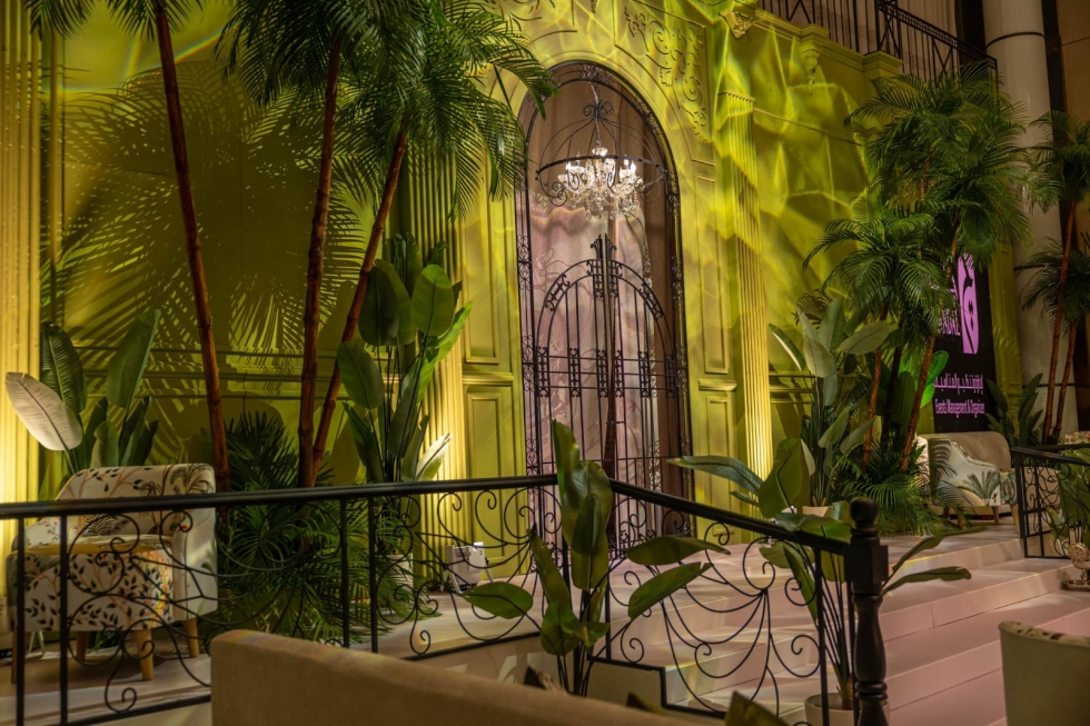 Palm Trees and Velvet Greens: A Tropical Wedding in Bahrain