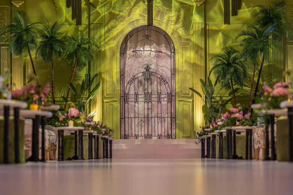 Palm Trees and Velvet Greens: A Tropical Wedding in Bahrain